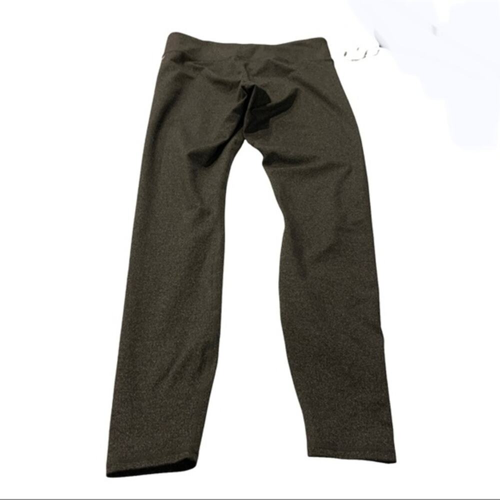 Fabletics power hold leggings. See measurements.